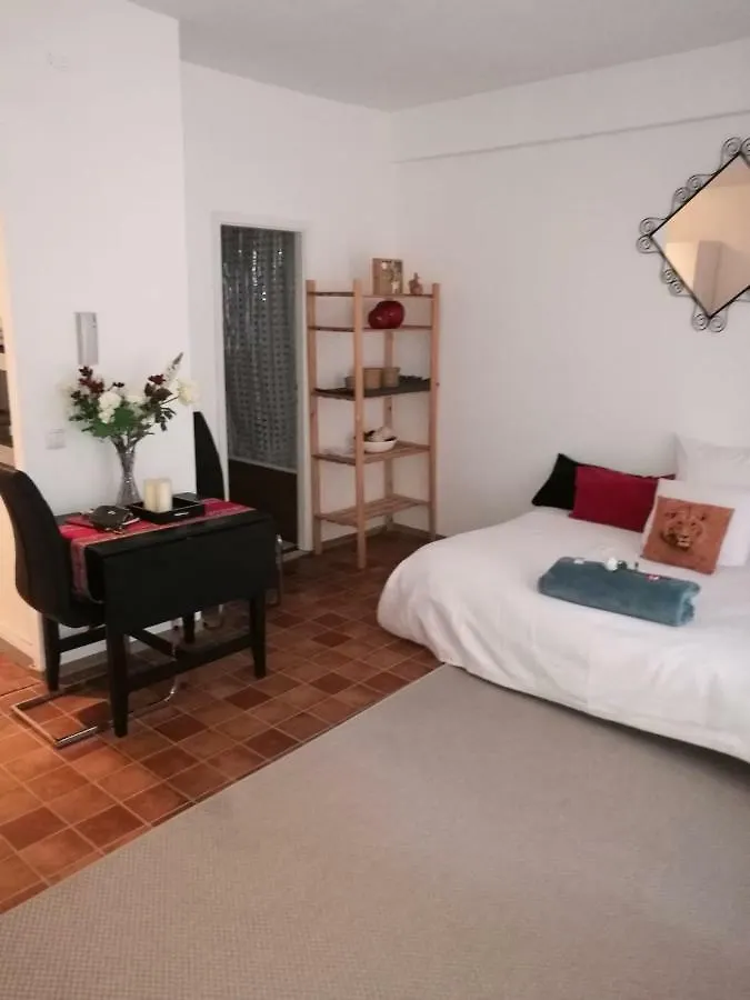 Charlottalei 33. Flat-Studio. Stadspark Amberes Apartamento